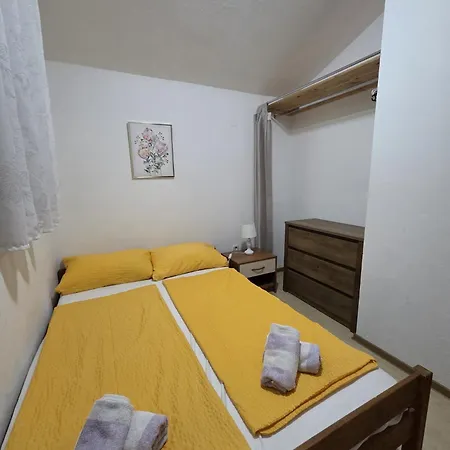 Apartman & Pine