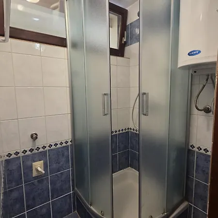 & Pine Apartman Biograd na Moru